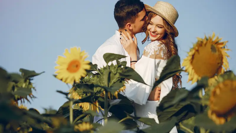 Giải mã số chủ đạo 5 về Tính cách, Tình yêu và Sự nghiệp