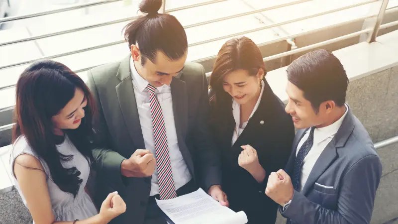 Chỉ số thái độ 22: Sự nghiệp và tình yêu, cách dung hòa?